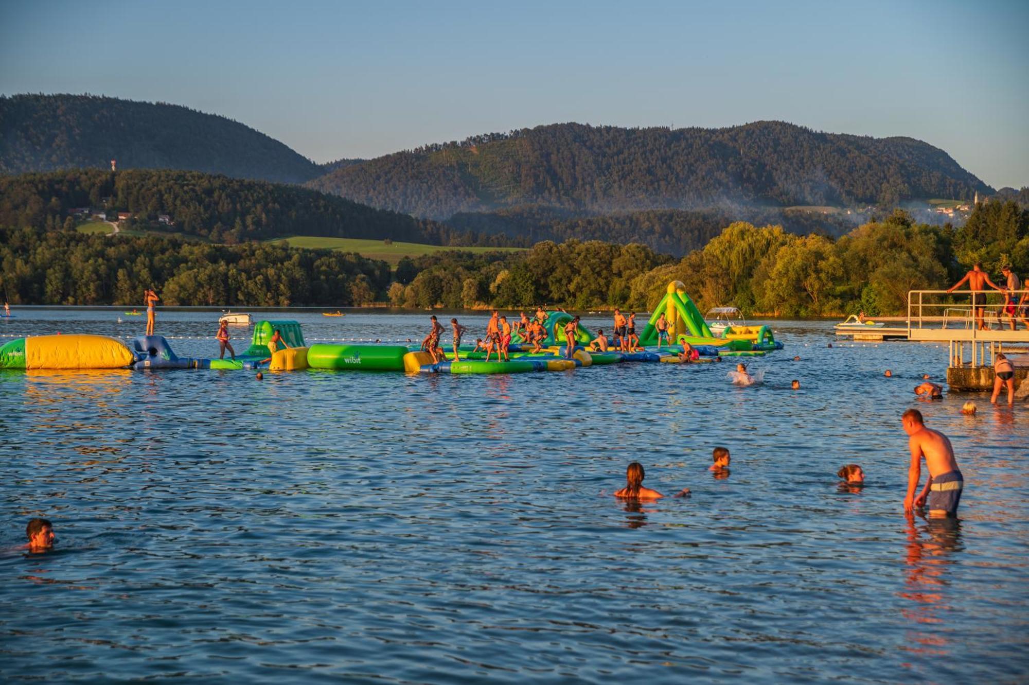 Camp Velenje Ξενοδοχείο Εξωτερικό φωτογραφία